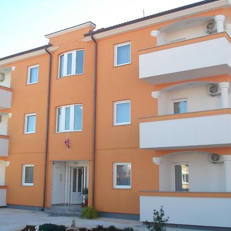 Apartments Buzleta Fazana Exterior photo